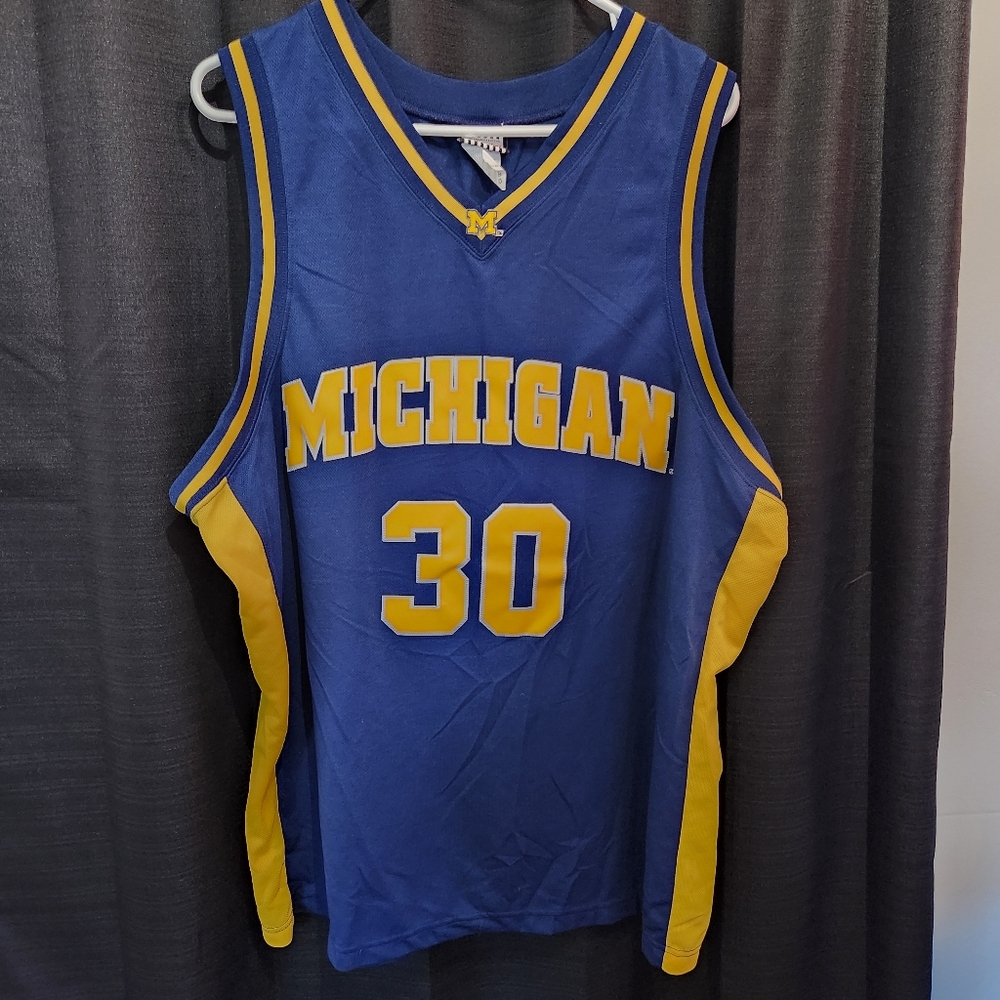 VINTAGE Men’s XL Foot Locker Michigan Wolverines #30 Basketball Jersey